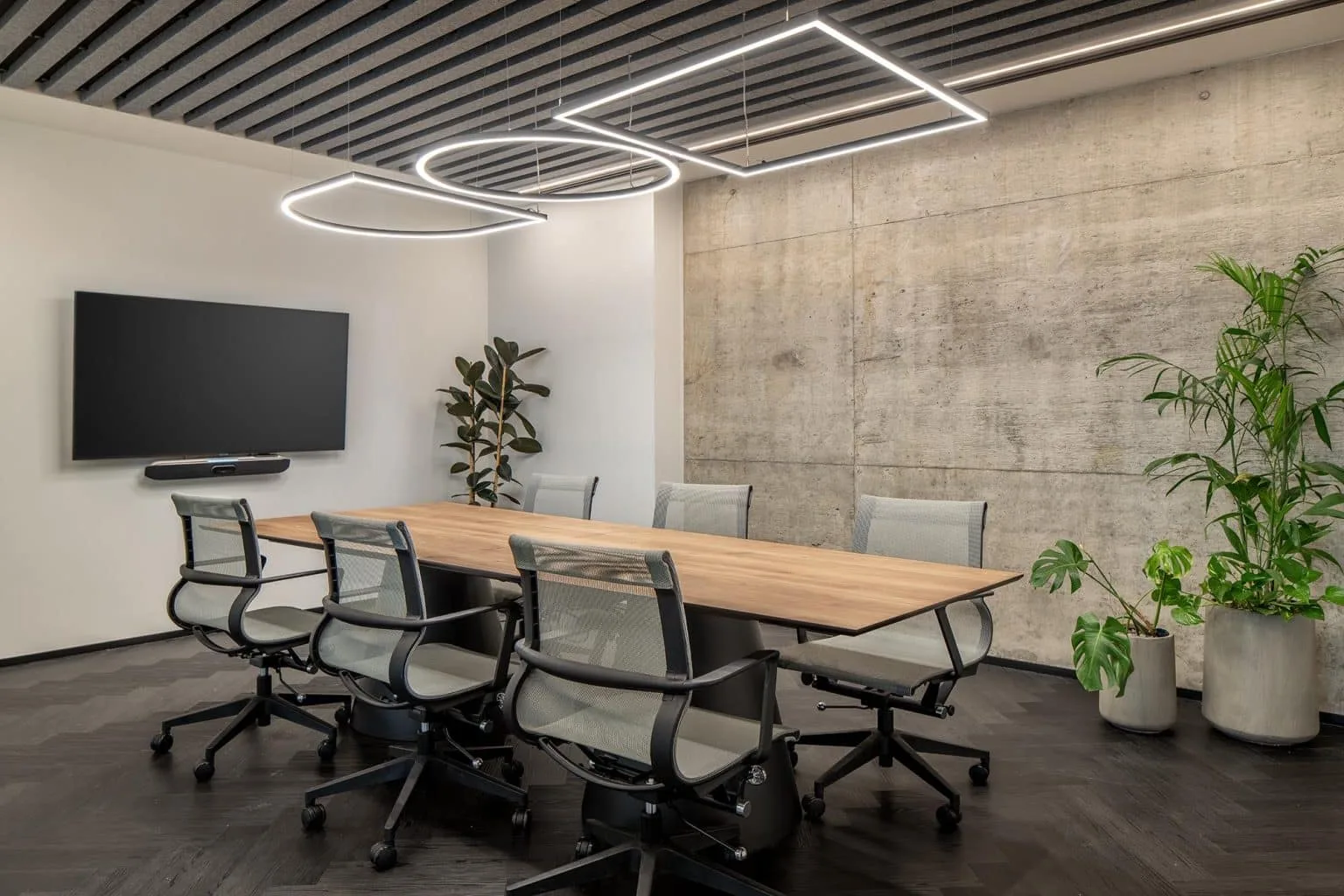 Meeting and work room at Abra offices