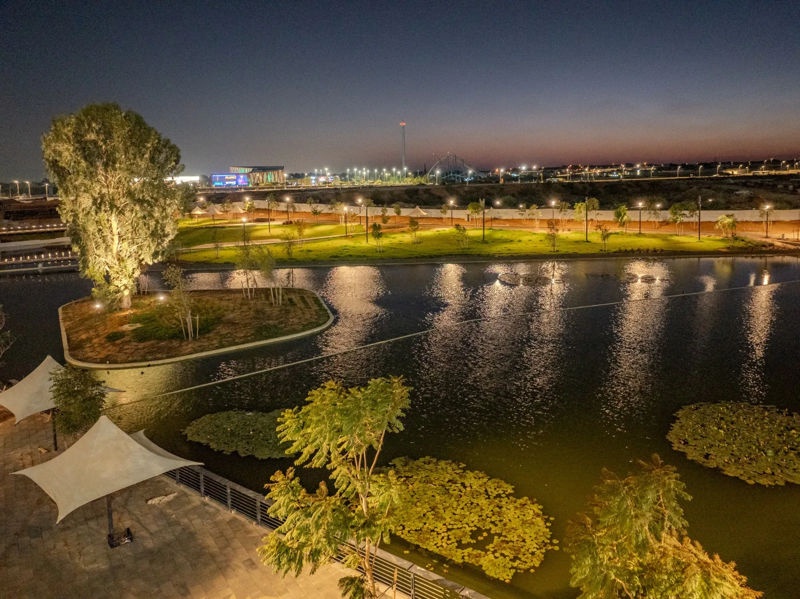 Complex 1000 Rishon LeZion — landscape and public realm lighting 13