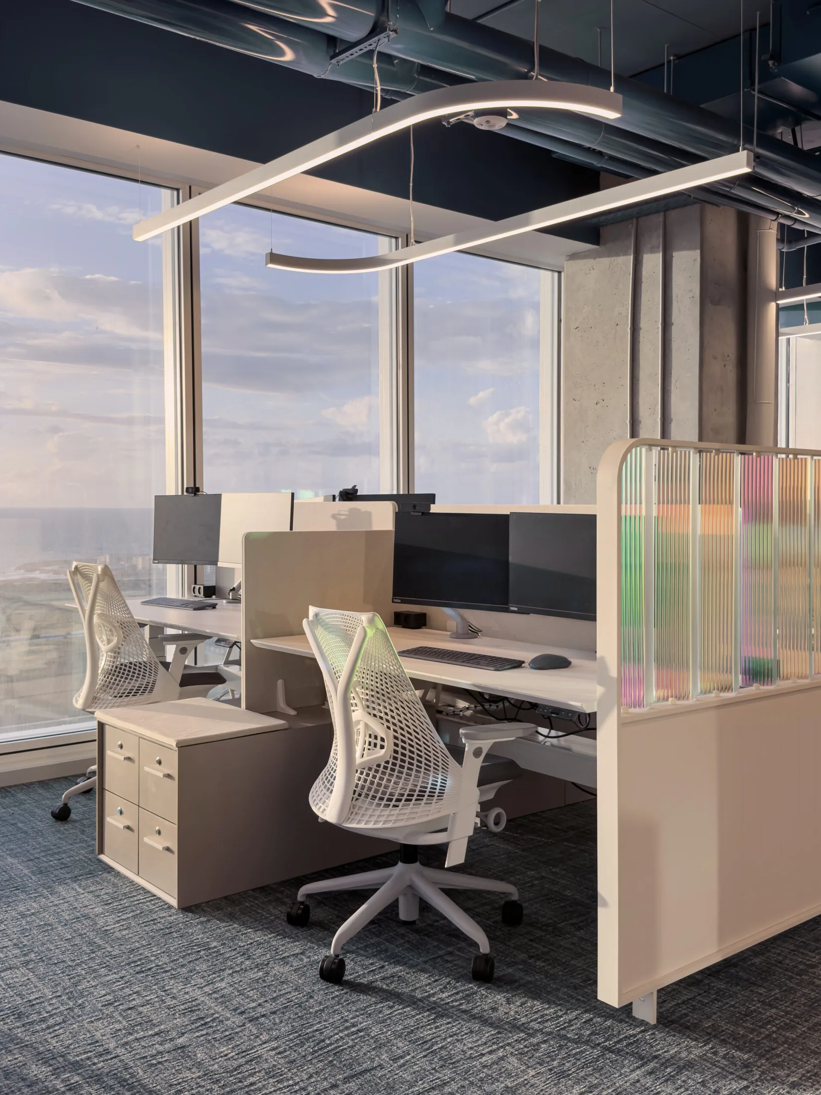 Workstations at Payoneer Tel Aviv offices