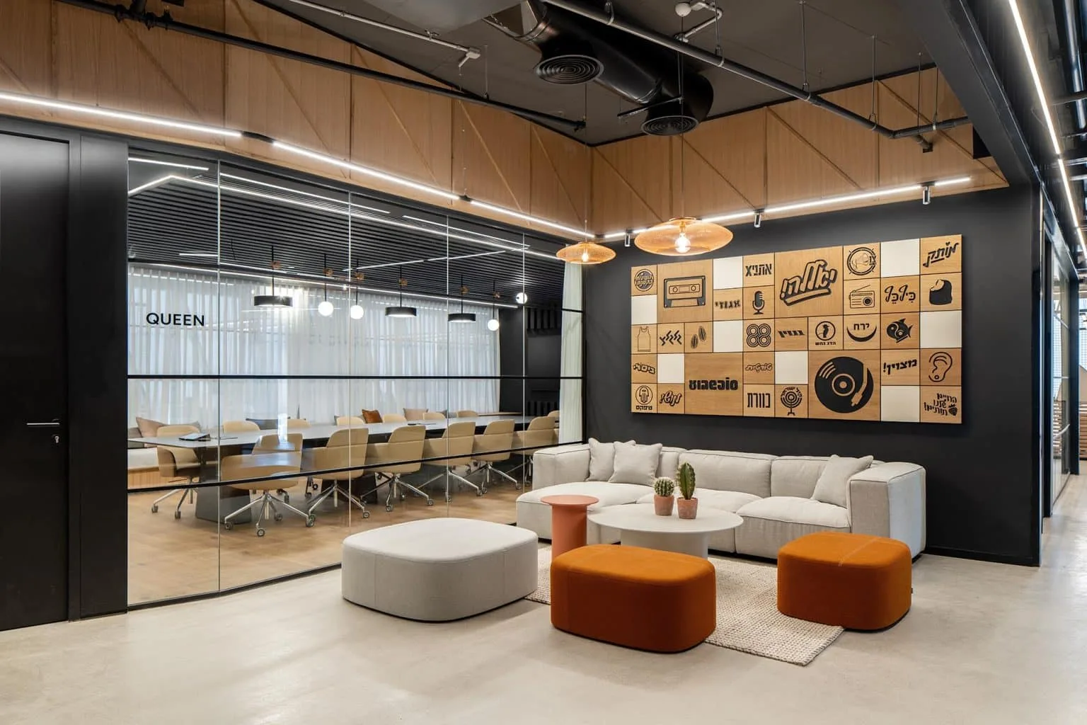 Meeting and gathering space at ZoomInfo offices